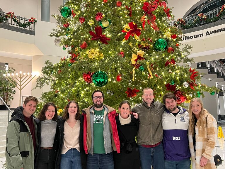 Milwaukee Christmas bar crawl with siblings and cousins