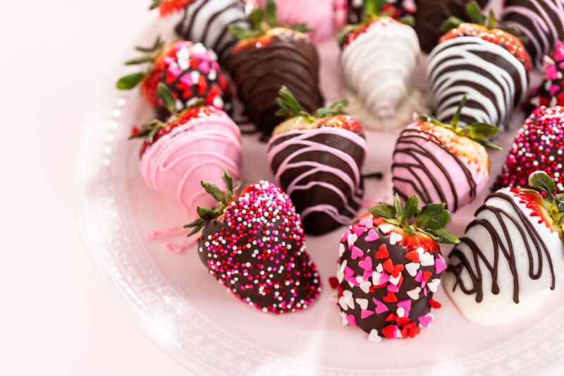 Chocolate covered strawberries Galentine's Day party ideas