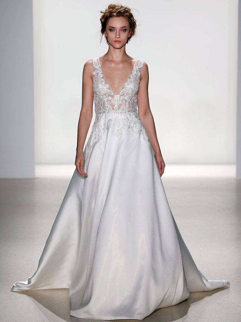 Kelly Faetanini Spring 2018 Collection: Bridal Fashion Week Photos