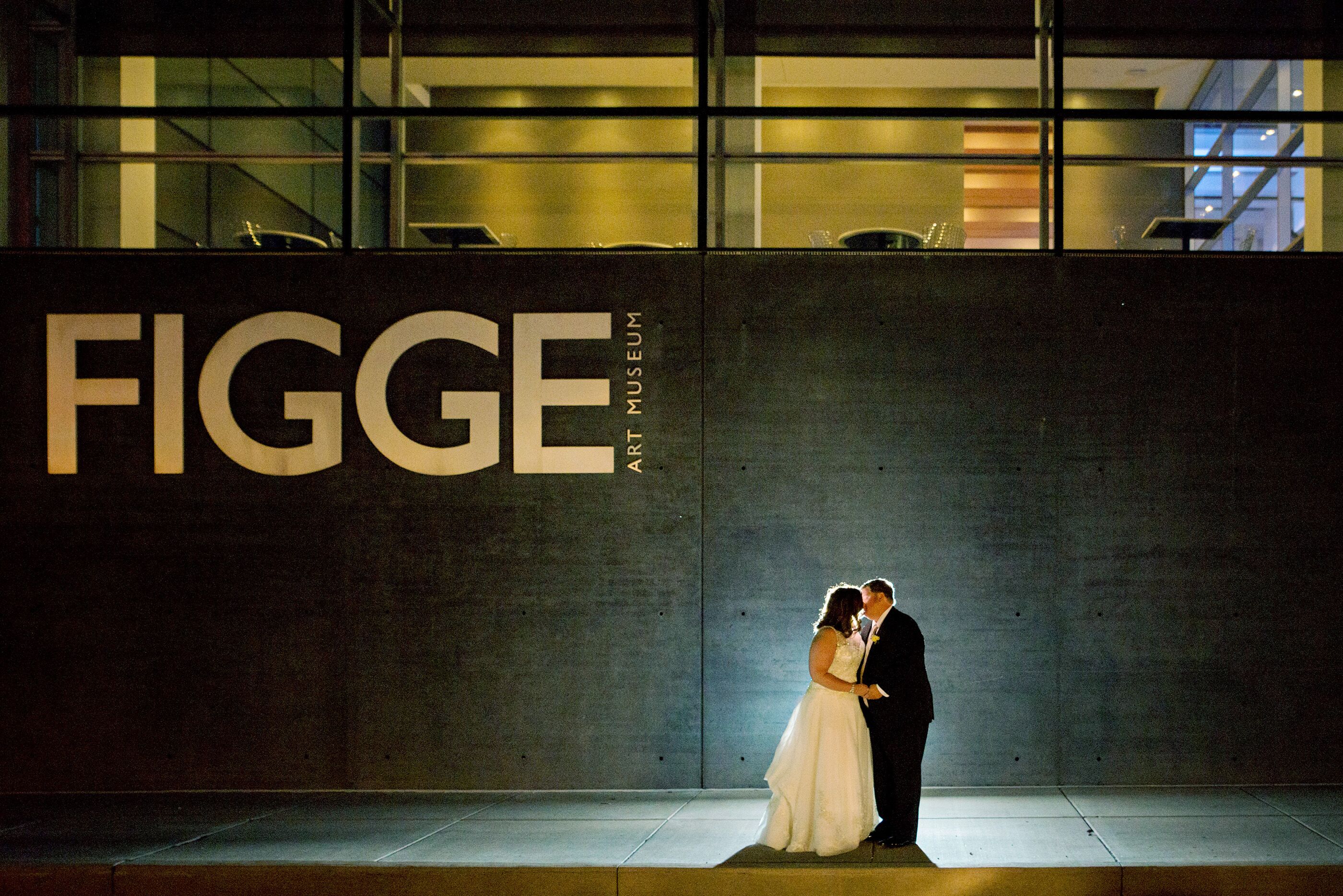 The Figge Art Museum + Updated Prices - The Knot