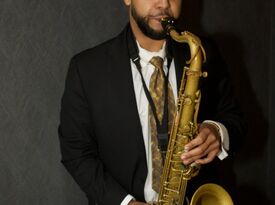 DG Sax - Saxophonist - Chicago, IL - Hero Gallery 4