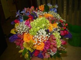 Ladybug's Flowers & Gifts - Florist - Tulsa, OK - Hero Gallery 1