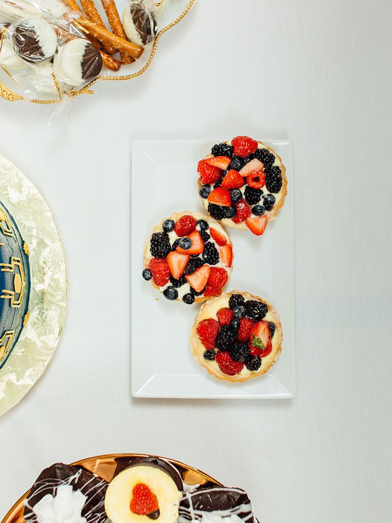 Dessert platter