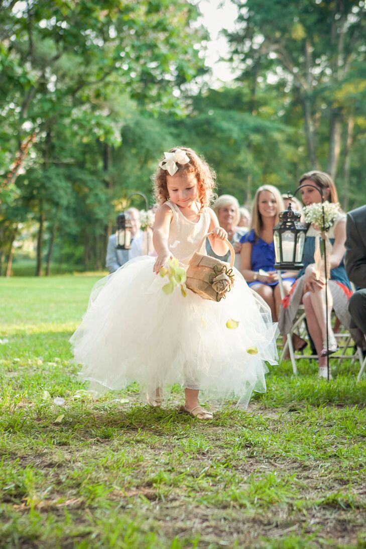 Diy Burlap Flower Girl Basket With Rose