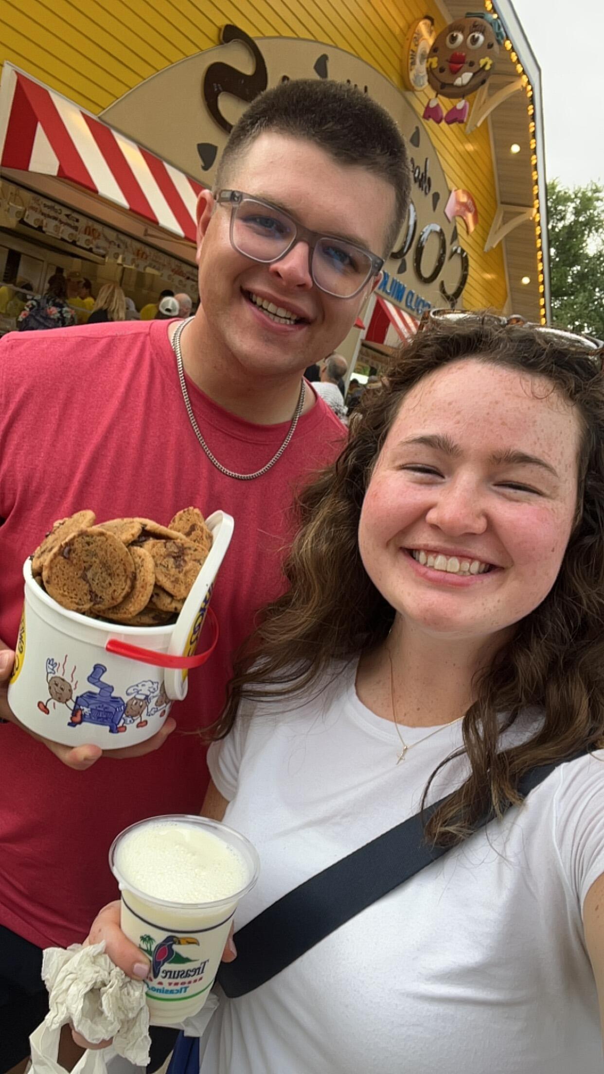 I swear, one of Aaron's favorite holidays is the Minnesota State Fair! We went once with our group of friends and a second time a week later. Definitely a fun new tradition I'm excited for this year!
