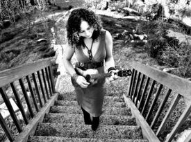 Karla Moxley - Singer Guitarist - Los Angeles, CA - Hero Gallery 2