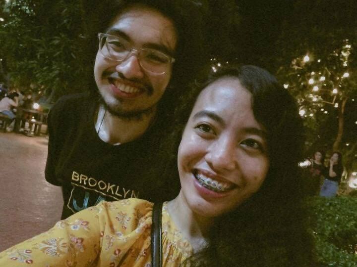 After many months of talking and getting to know each other, Dolly and Arbhen decided to meet at Intramuros, taking advantage of moderate quarantine and eased safety protocols (imagine going on a date wearing the legendary face shield)!