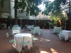 My Kitchen - Outdoor Patio - Private Garden - Forest Hills, NY - Hero Gallery 3