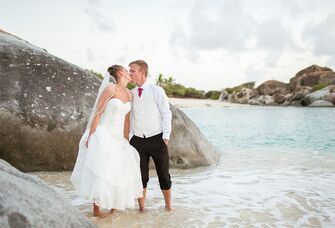 Couple getting married on the British Virgin Islands