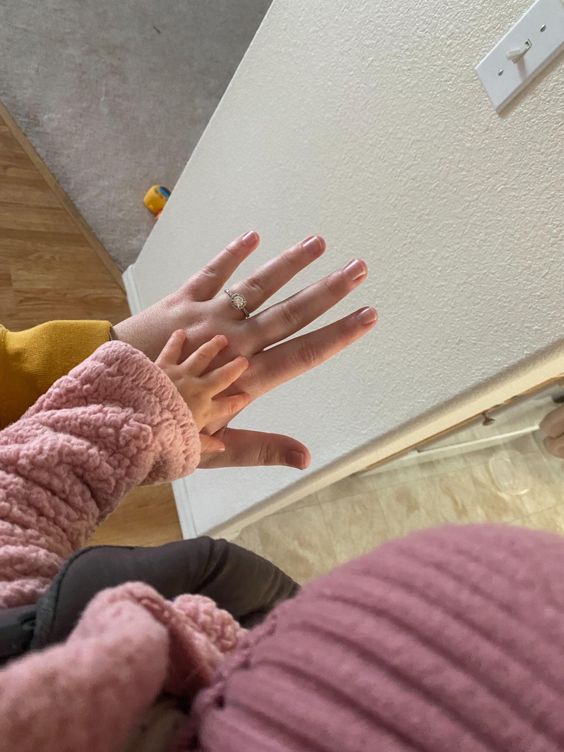 Little paws say *engaged!*