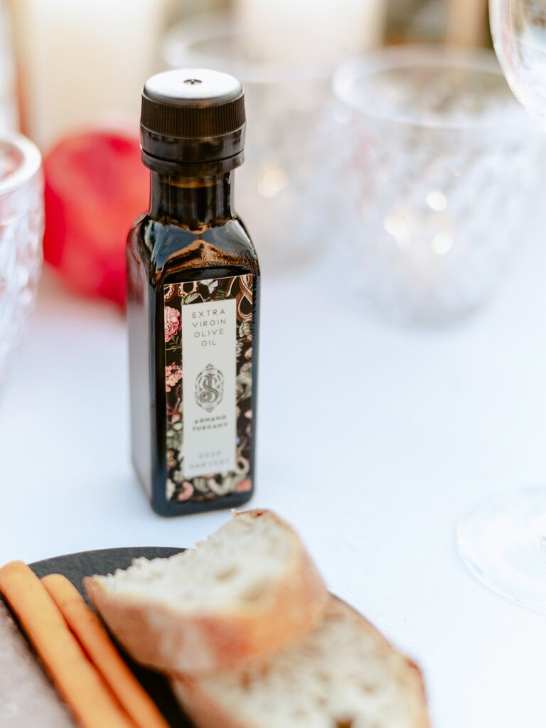 Olive oil guest wedding favors for your vineyard-themed wedding