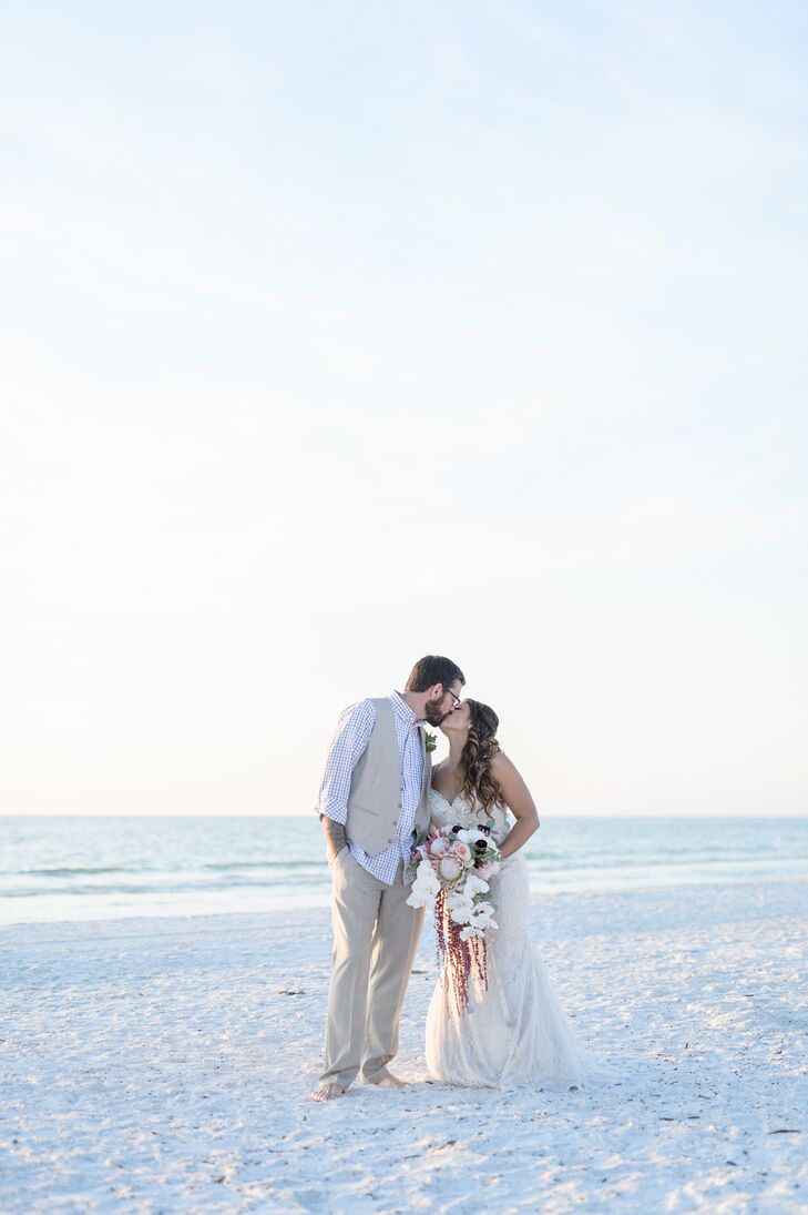 A Beach Themed Wedding At Marco Beach Ocean Resort In Marco Island