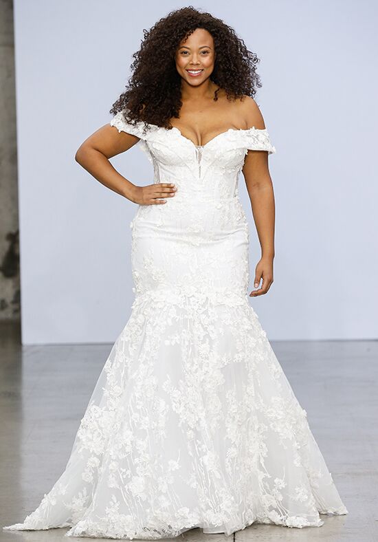 Mom wedding dresses plus size hotsell