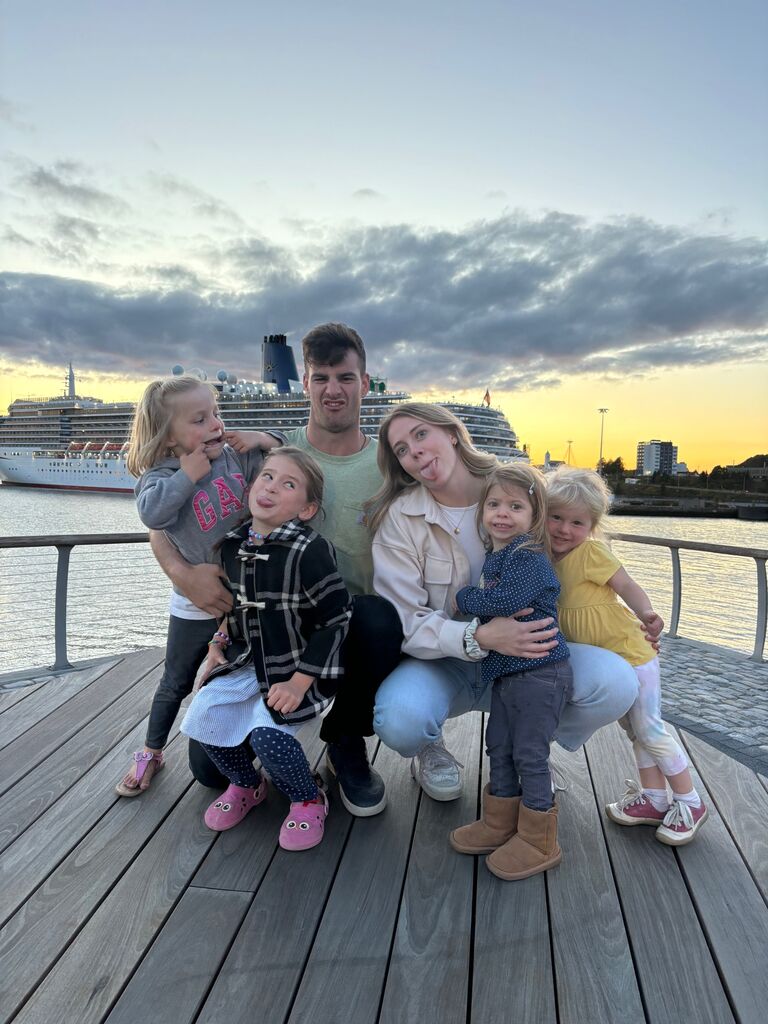 Robin came along on a family trip to the east coast!