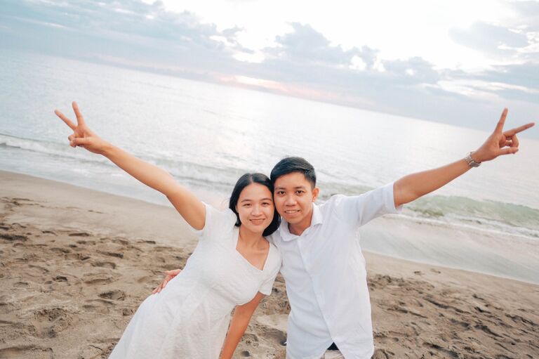 tada! a few more weekssssss


Have you seen the timeline? Hahaha. If you're wondering whether they're excited about their upcoming wedding in July, the answer is definitely yes!