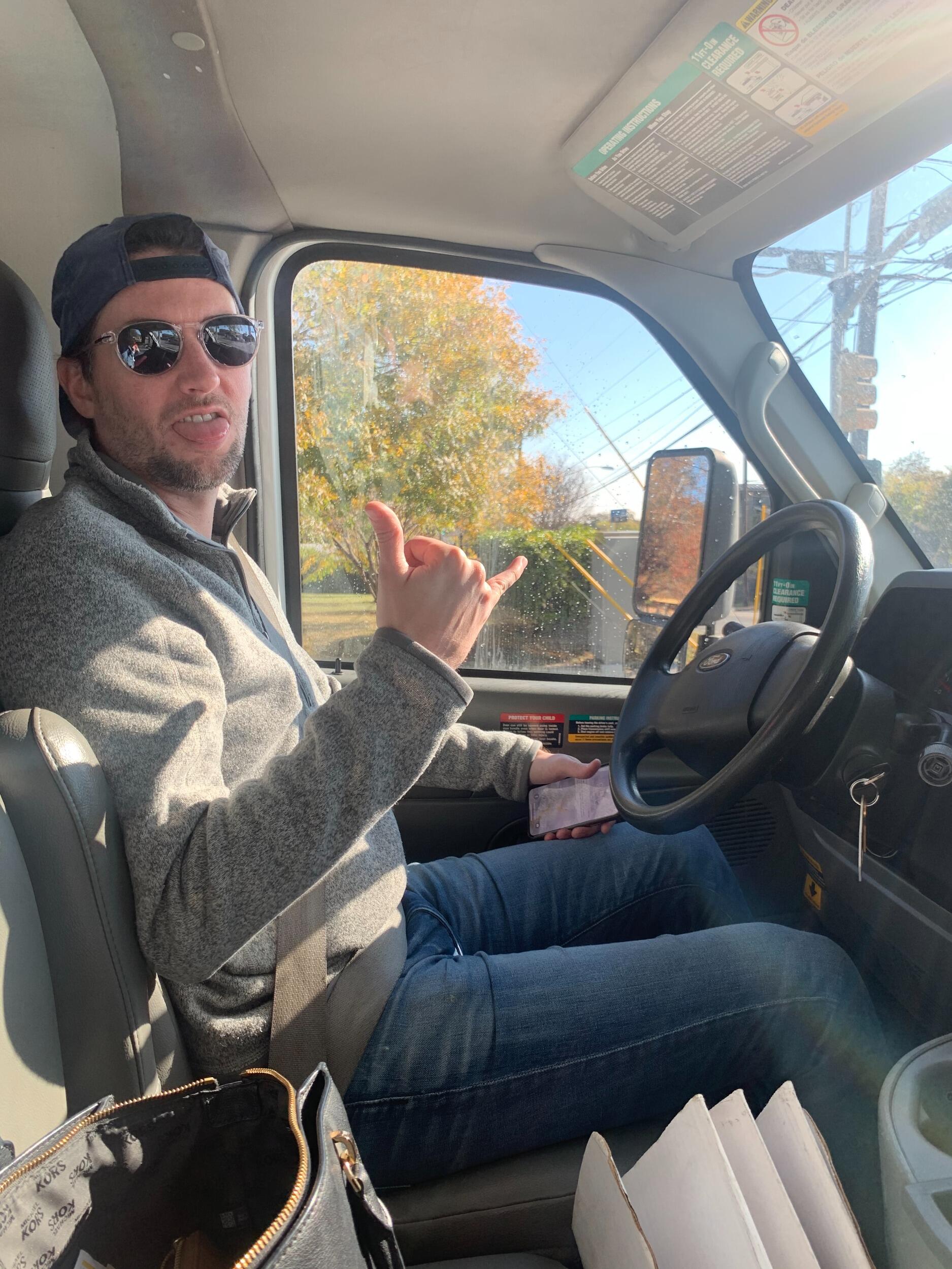 After only 6 months of dating but spending all their time together, Kaylee moved into Will's condo! He let her rearrange literally ALL of his things and in that moment, they both knew they were really committed to this thing. 