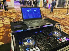 DJ Klassick & Company - DJ - Las Vegas, NV - Hero Gallery 2