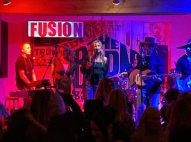 Fusion - Top 40 Band - Waterford, CT - Hero Gallery 2