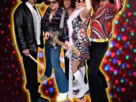Disco Freaks 70's Disco Tribute Band - Disco Band - Huntington Beach, CA - Hero Gallery 1