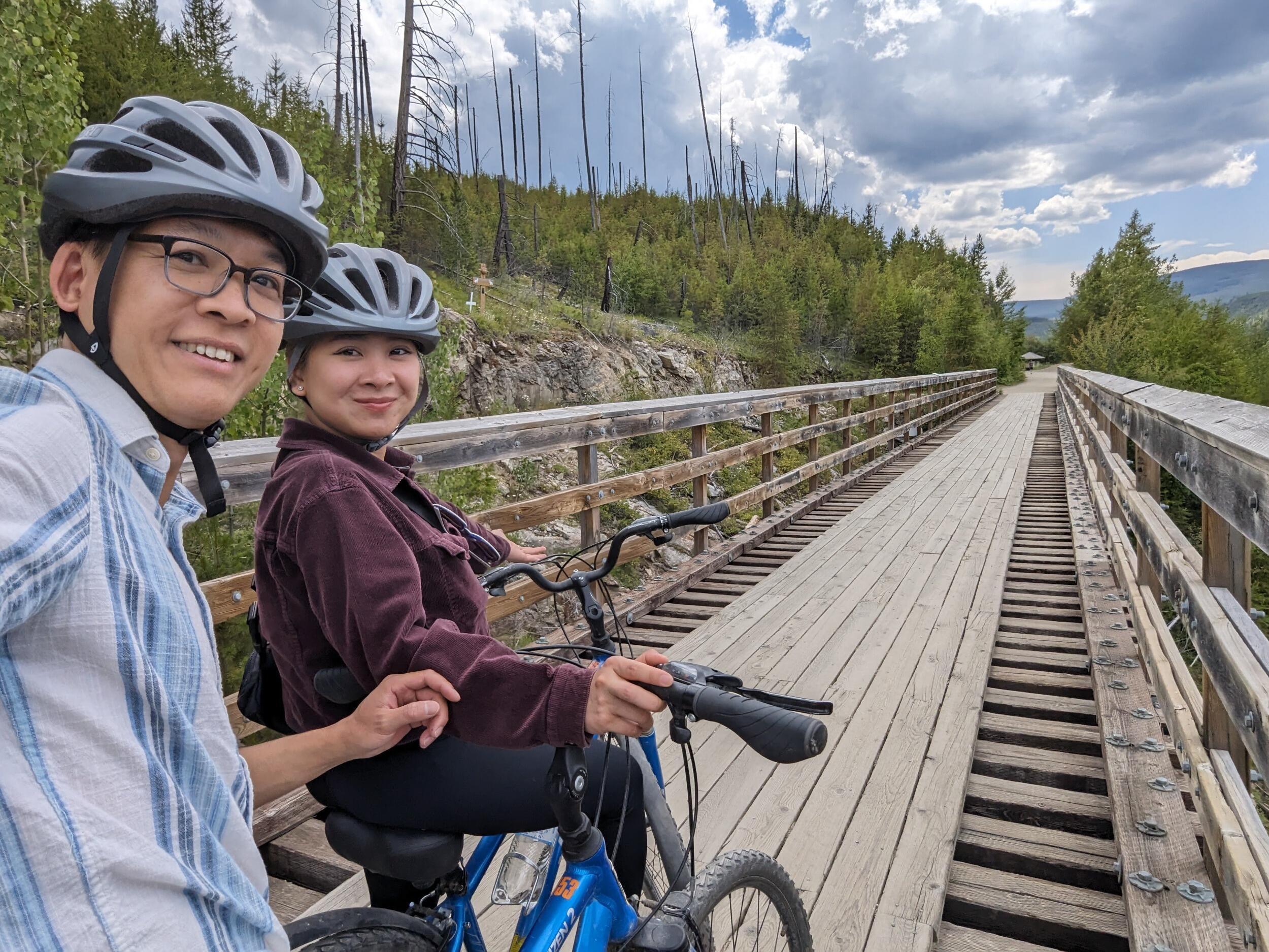 Myra-Bellevue Provincial Park bike trail in Kelowna, BC. The trail is 24.9km (15.5 miles) in length roundtrip.