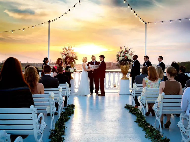 Wedding sunset ceremony on Savannah Riverboat Cruises