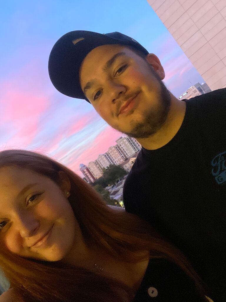 Kane Brown! Our first concert together! 
Jill's first concert ever (we slow danced to "Didnt Know What Love Was" on the stairs)