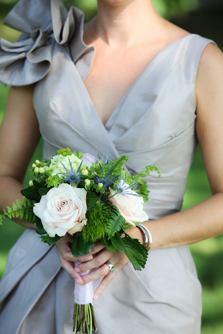 small bridesmaid bouquets
