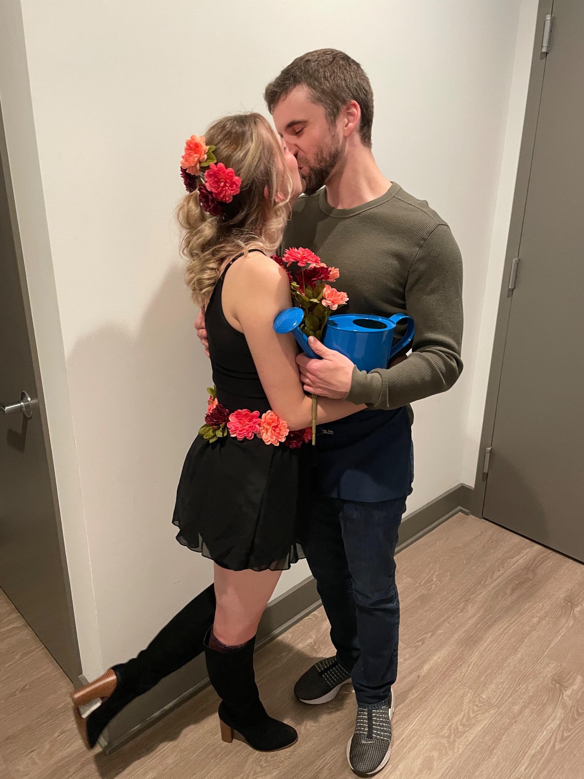 Halloween Party KC 
(Noelle was a bunch of flowers and Brady was the florist ❤️) Noelle "hard launched" their relationship on instagram that night. (This means she made it public)