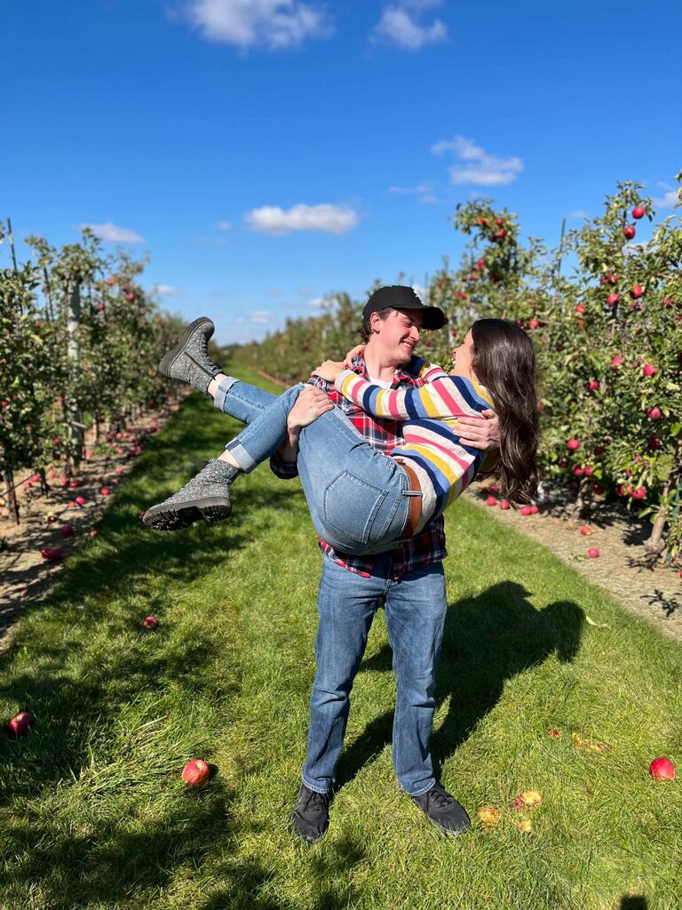 We're teachers, we love our apples! 