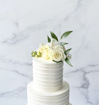 A Simple Cake | Wedding Cakes - The Knot