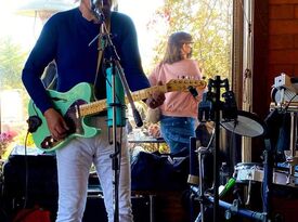 Michael Vincent and U No Who - Variety Band - Woodside, CA - Hero Gallery 4