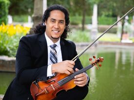 Alex Bravo Violinist - Violinist - Kansas City, MO - Hero Gallery 2