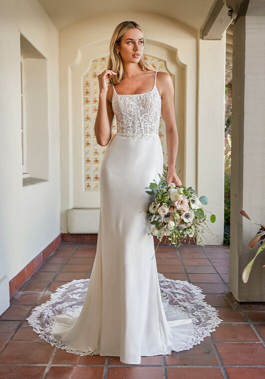 bohemian vintage lace wedding dress with Ivory 3D Appliqué in Kaftan Style categories.lvl2:Clothing > Dresses > Midi size:X-Large Natural 7 2nd Birthday Minnie Mouse