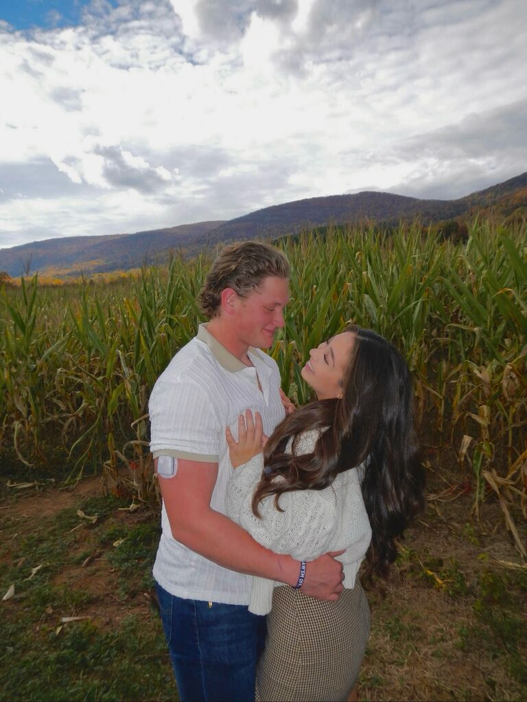 Corn maze with Gavin and school of music friends!