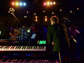 TopShelf Cover Band - Variety Band - Hastings, MN - Hero Gallery 3