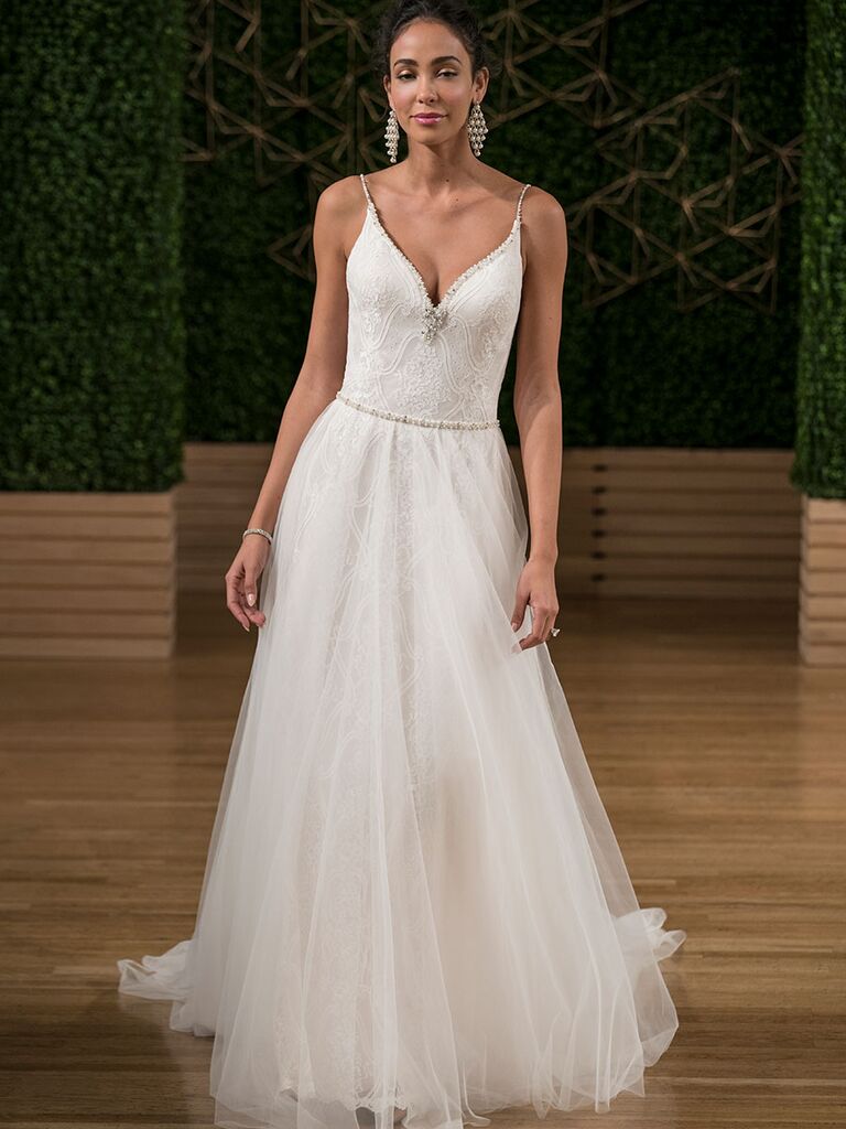 Rebecca Ingram Spring 2018 Collection: Bridal Fashion Week Photos