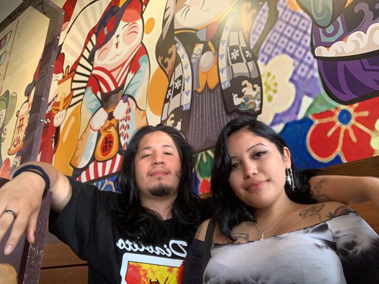 They went to Corpus Christi again with Jazmine's family this time- on this particular day, Jazmine threw up for the first time since she found out she was pregnant. Mark was so shocked that he took a Polaroid picture to commemorate this day.