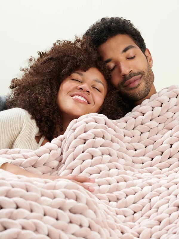 Bearaby velvet knit weighted blanket gift for wife