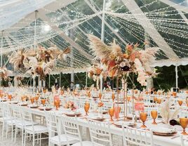 How to Transition Seasonal Wedding Color Palette