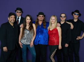 SisterBlue Band - Variety Band - Burnsville, MN - Hero Gallery 1