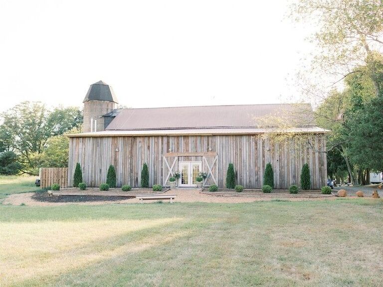 6:00 PM– Dinner & Dancing in the Historic Stables at Great Marsh Estate (6105 Great Marsh Pl, Bealeton, VA 22712)