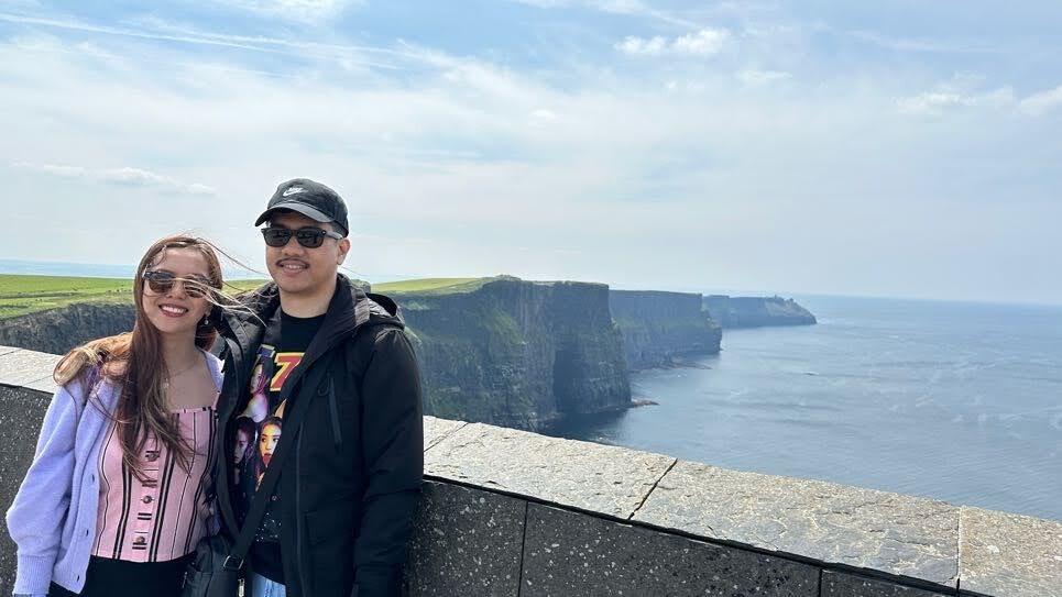 Catching feelings at the Cliffs of Moher 💚🌊