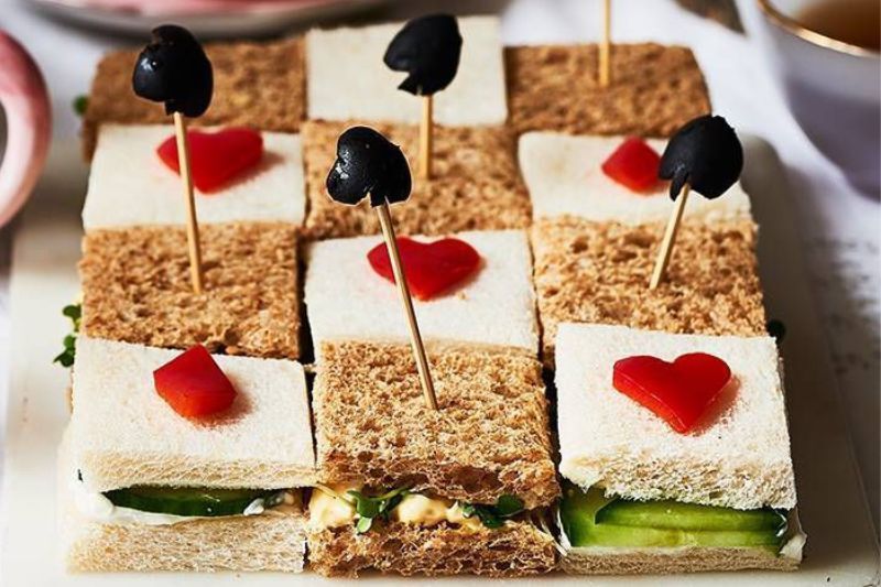 Alice in Wonderland themed party idea - chess board sandwiches