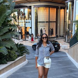 Gallery Photo 16
