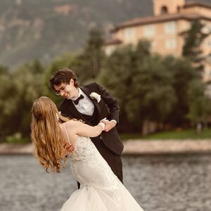 Gallery Photo 400