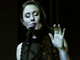 Megan Moreaux - Country Singer - Nashville, TN - Hero Gallery 4