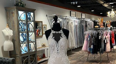 Honeybee Bridal Boutique Bridal Salons The Knot