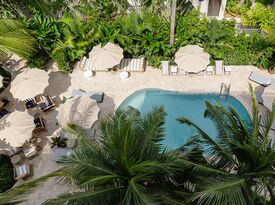 Palihouse Miami Beach - Greenbrier Swim & Social - Hotel - Miami Beach, FL - Hero Gallery 4