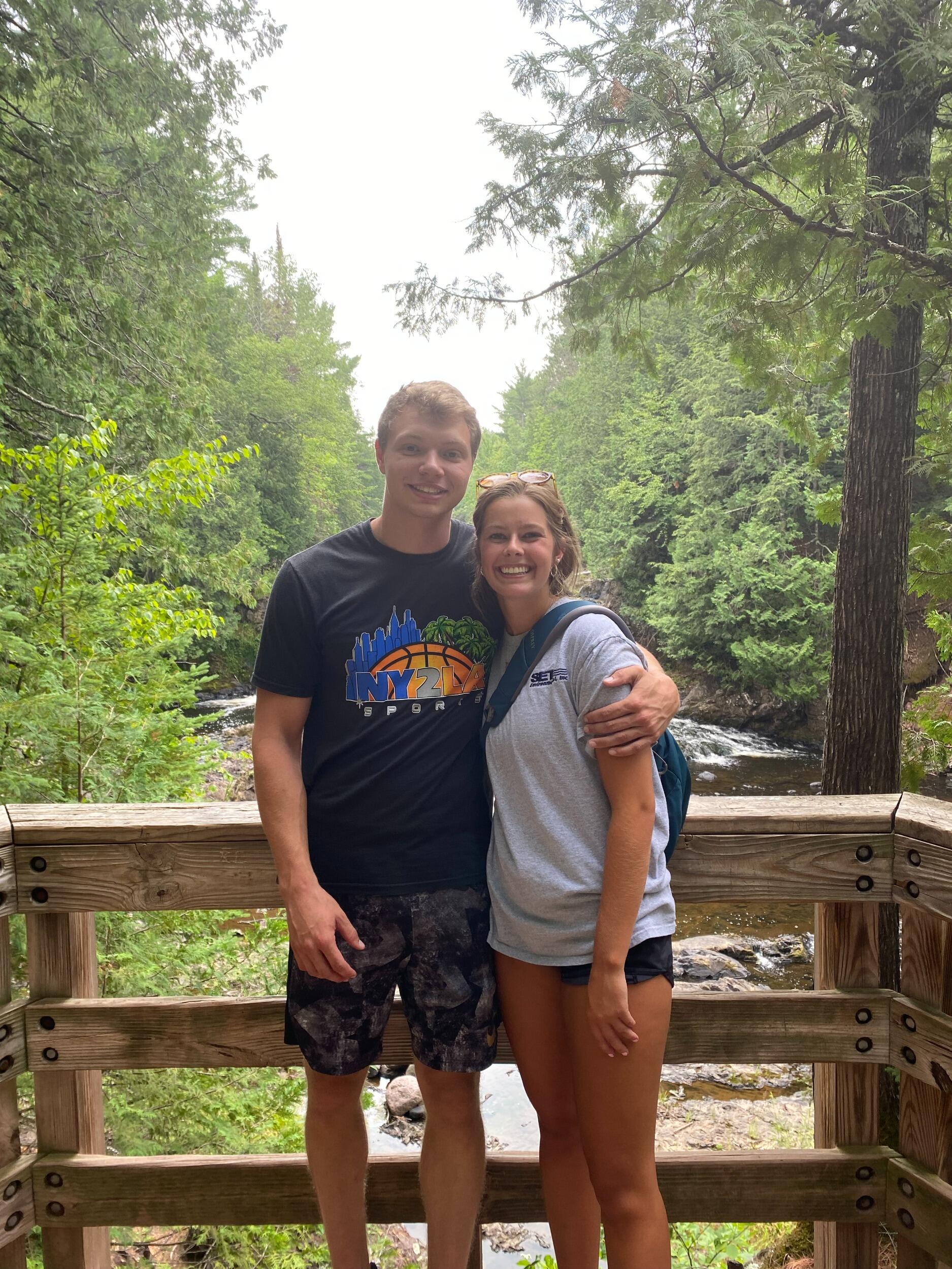 Riley took Hannah hiking at Copper Falls State Park for their first date.