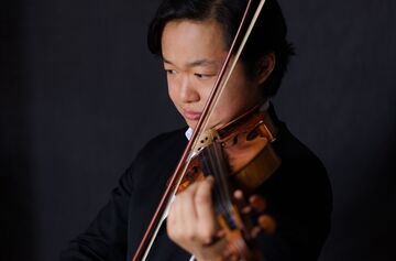 XinOu Wei-Violin player of the romantic tradition - Violinist - New York City, NY - Hero Main